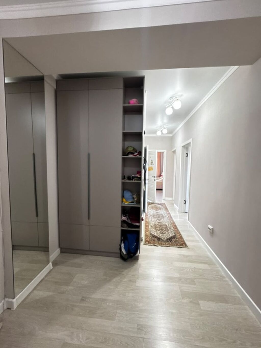 3 комнаты, 80 м², Золотой квадрат Элитка, 9 этаж, Дизайнерский ремонт: фото 8