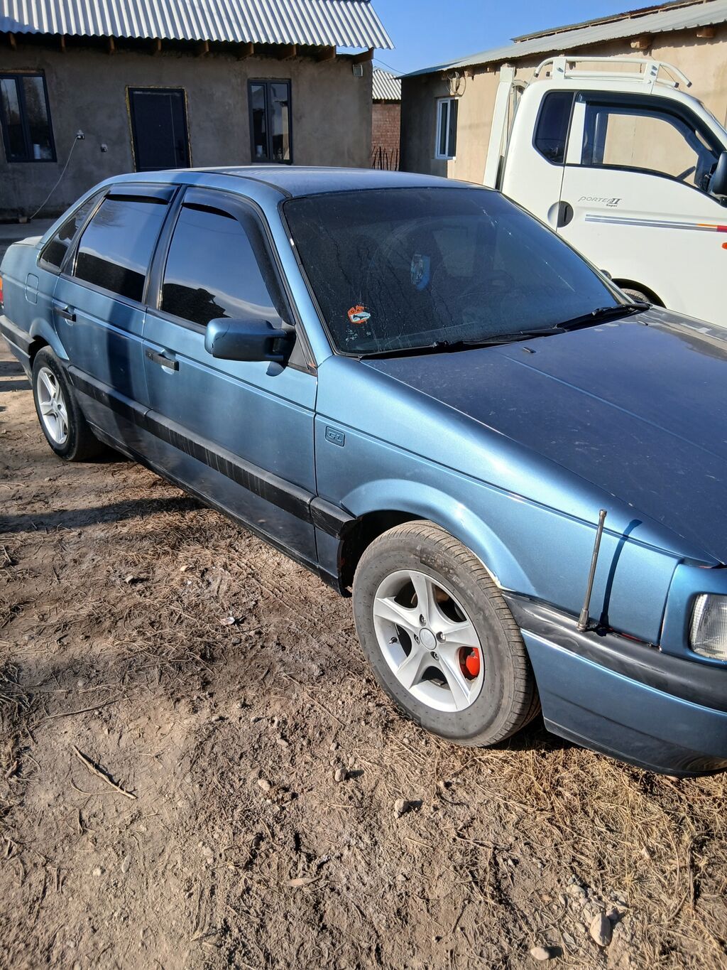 Volkswagen Passat: 1989 г., Механика, Бензин, Седан: фото 6