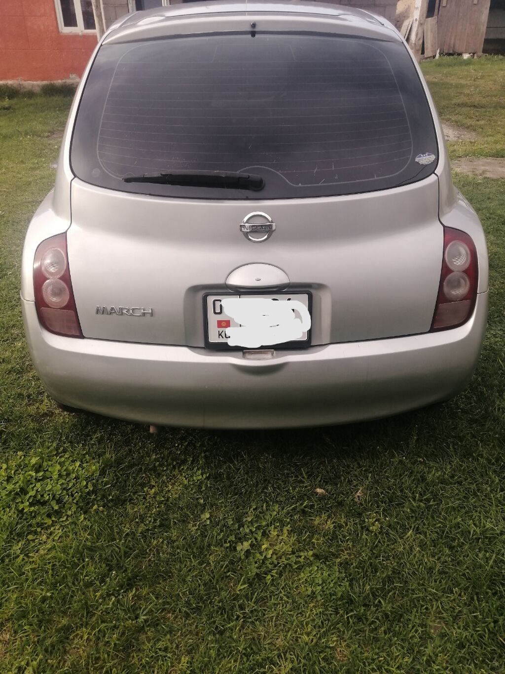 Nissan March: 2002 г., 1.2 л, Автомат, Бензин, Хэтчбэк: фото 2