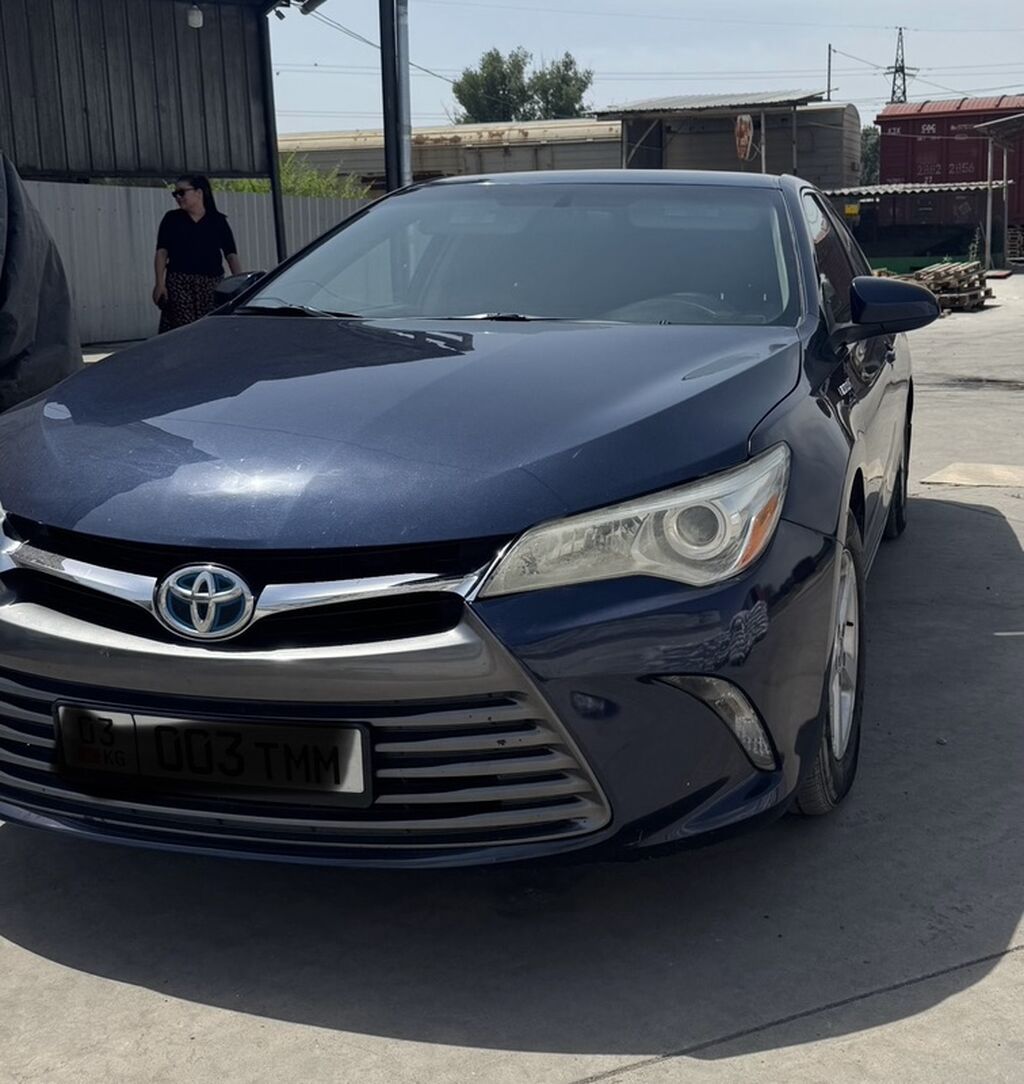 Toyota Camry: 2016 г., 2.5 л, Автомат, Гибрид, Седан: фото 3