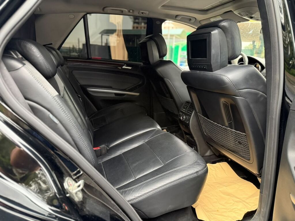 Mercedes-Benz ML-Class AMG: 2008 г., 6.3 л, Автомат, Бензин, Кроссовер: фото 6