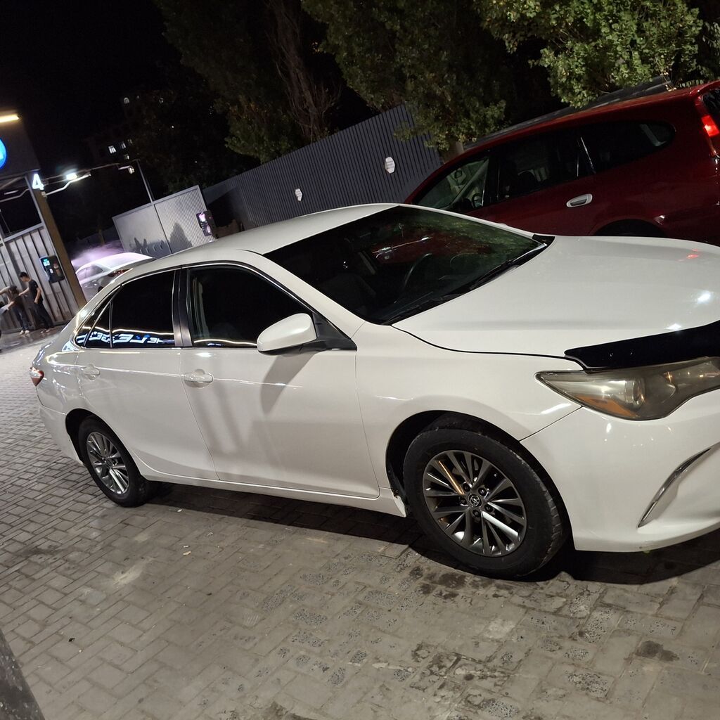 Toyota Camry: 2017 г., Автомат, Седан: фото 5