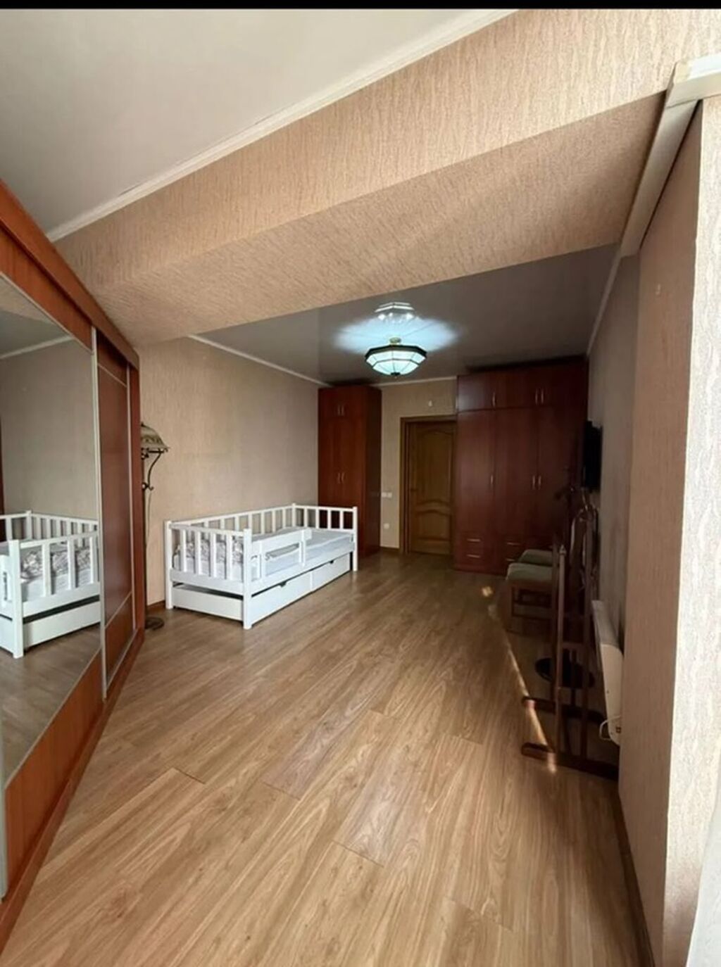 3 комнаты, 140 м², Золотой квадрат Индивидуалка, 11 этаж, Евроремонт: фото 4