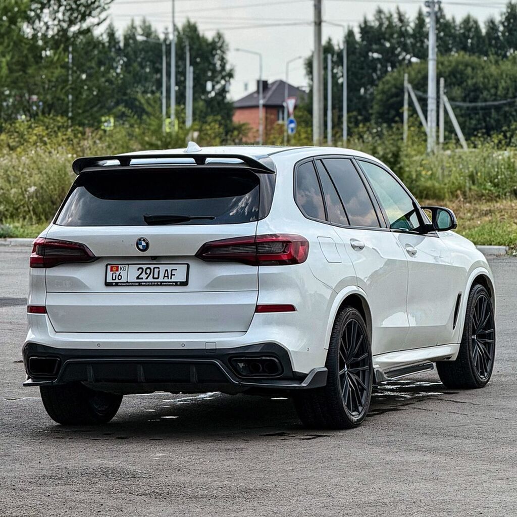 BMW X5: 2021 г., 4.4 л, Автомат, Бензин, Внедорожник: фото 4