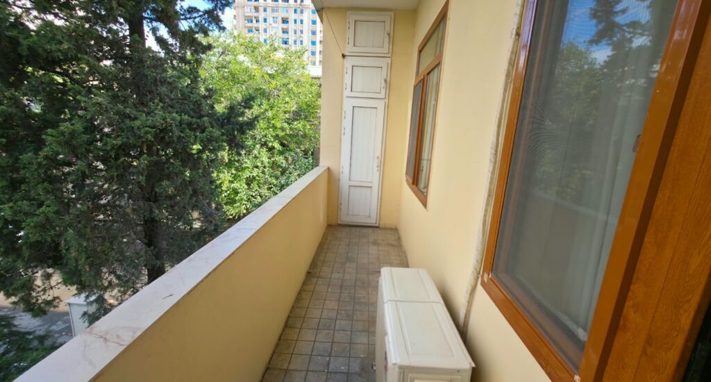 Bakı, Montin, 5 otaqlı, Köhnə tikili, m. Nəriman Nərimanov, 175 kv. m