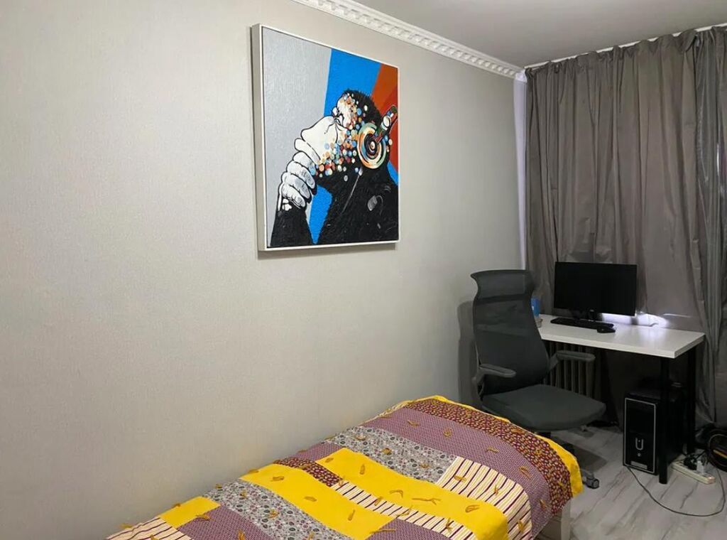 3 комнаты, 58 м², 8 мкр 104 серия, 5 этаж, Евроремонт: фото 1