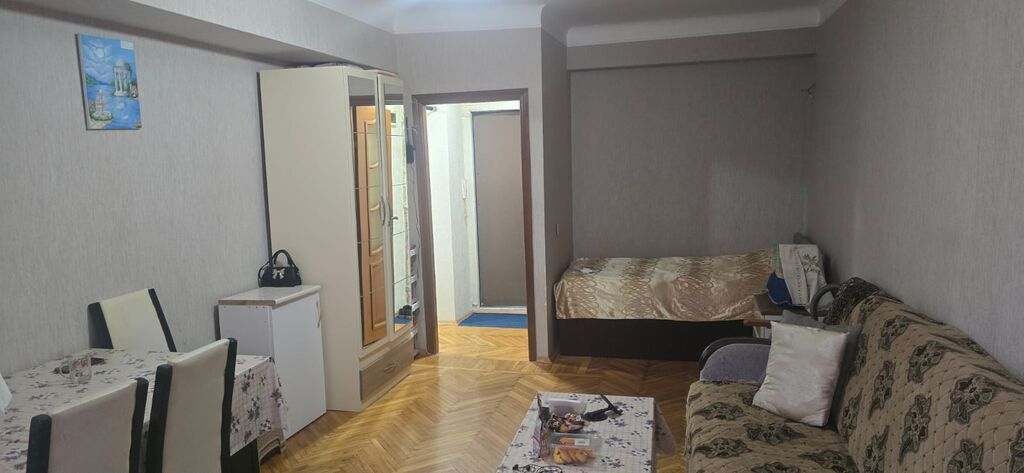 1 otaqlı mənzil – daxili planlaşdırma - Geniş, işıqlı mətbəx-balkon