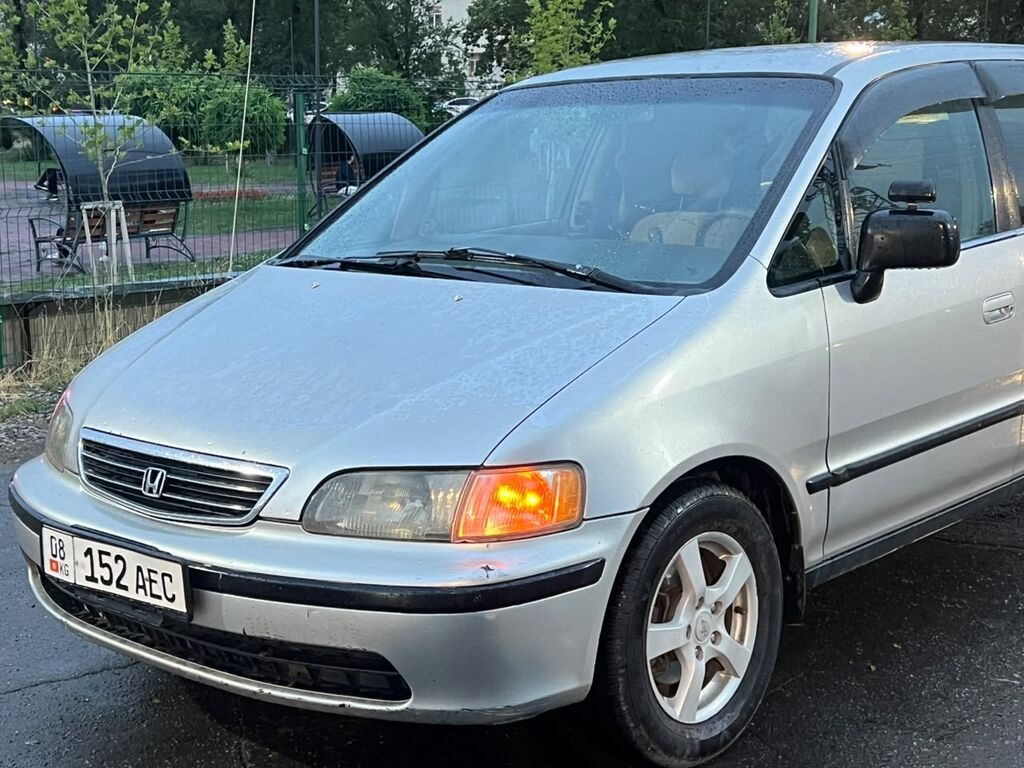 Honda Odyssey: 1998 г., 2.3 л, Автомат, Бензин, Минивэн: фото 1