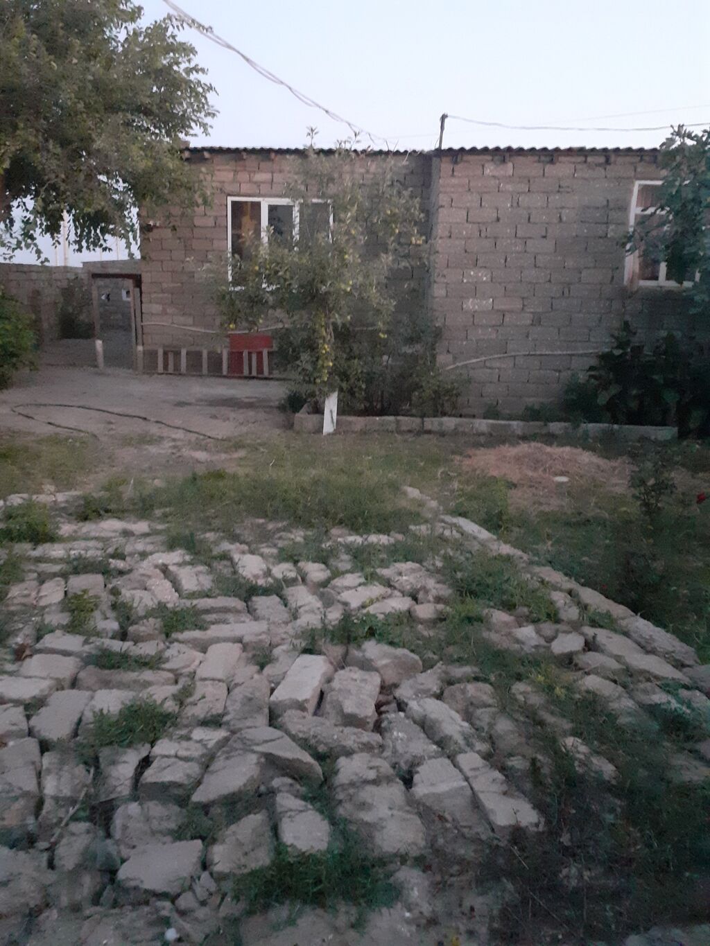 5 otaqlı, 117 kv. m, Kredit yoxdur, Orta təmir