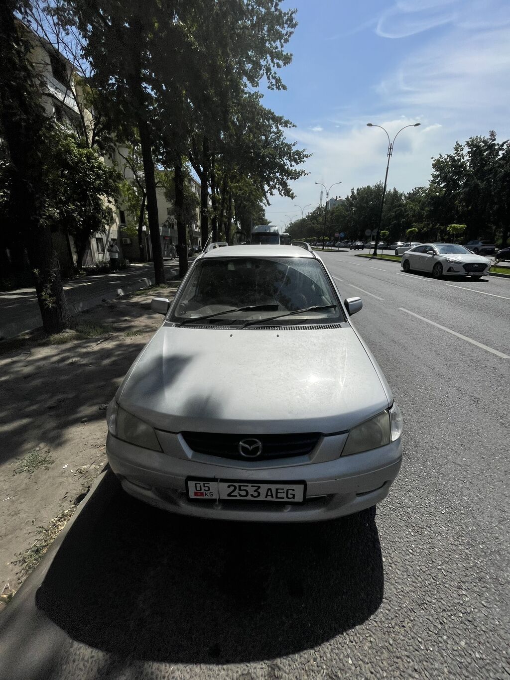 Mazda Demio: 1997 г., 1.5 л, Автомат, Газ, Хэтчбэк: фото 2