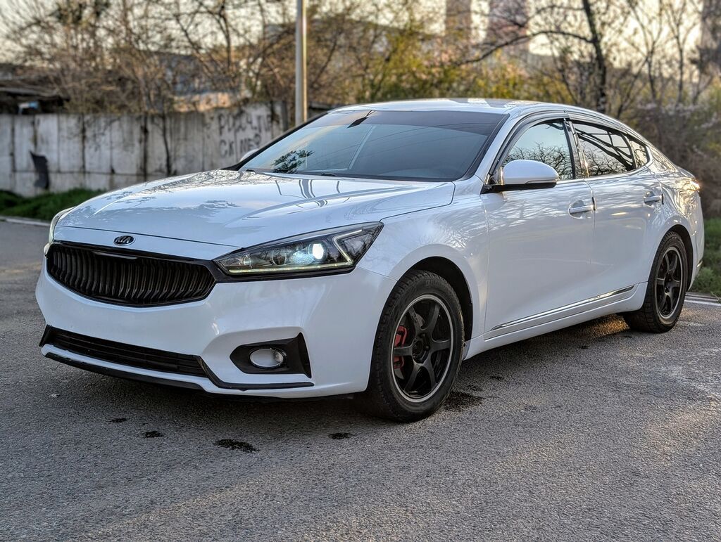 Kia K7: 2017 г., 3 л, Автомат, Газ, Седан: фото 3