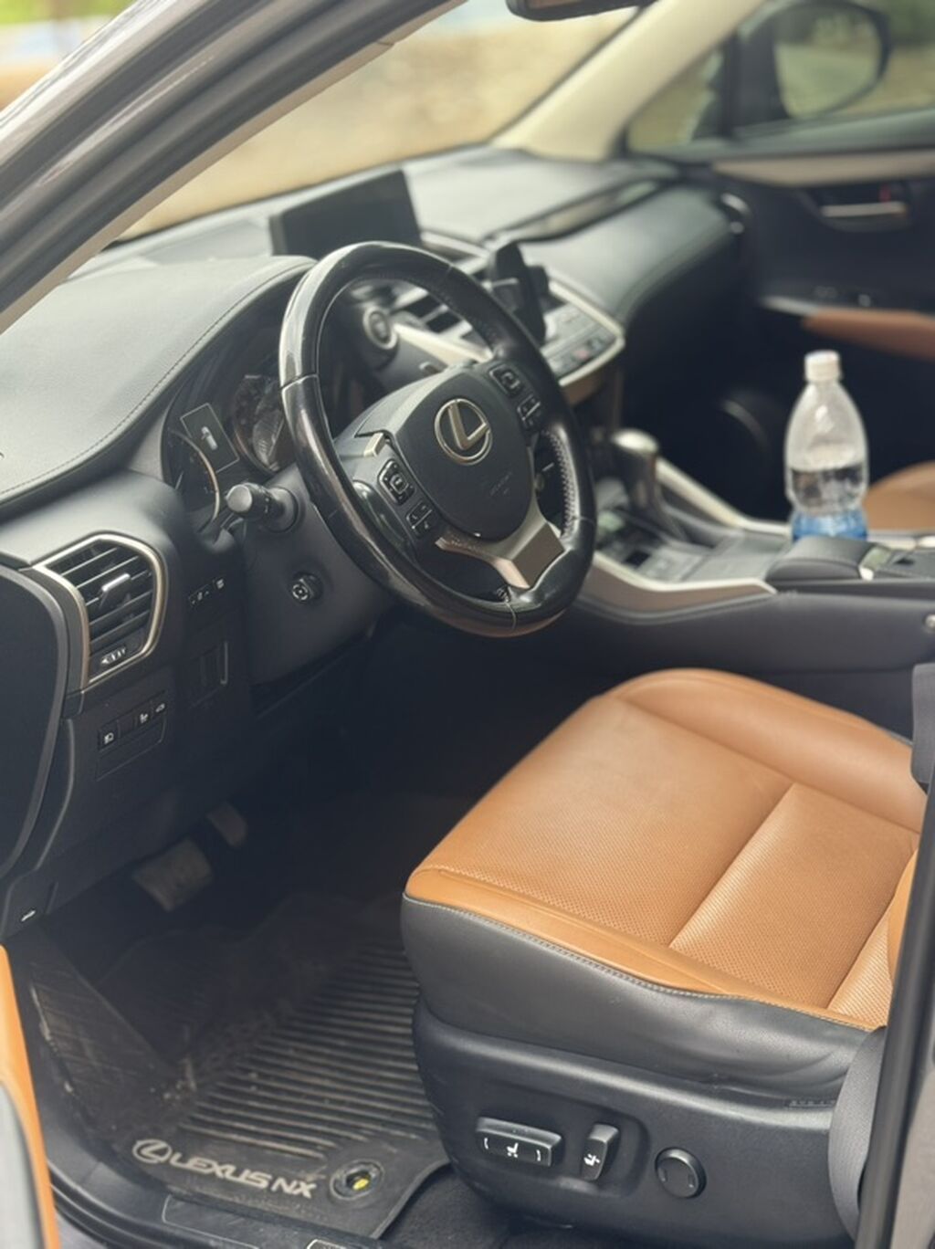 Lexus NX: 2020 г., 0.2 л, Автомат, Бензин, Кроссовер: фото 3