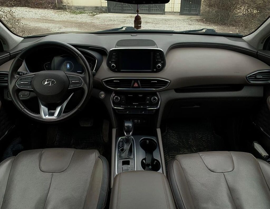Hyundai Santa Fe: 2019 г., 2 л, Автомат, Бензин, Внедорожник: фото 7
