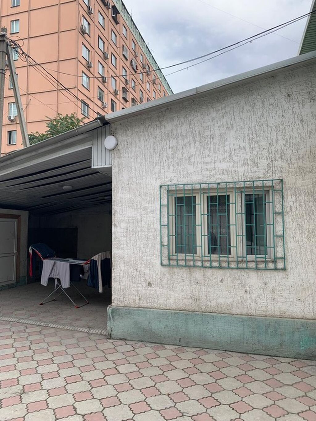 4 комнаты, 55 м², 2 соток, Бишкек, Восток-5 мкр Собственник