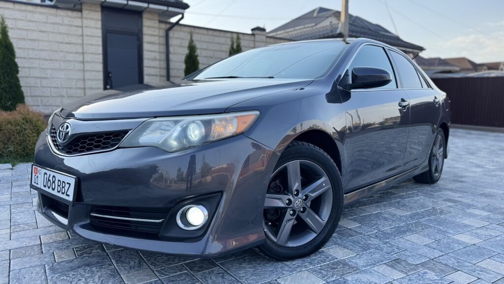 Toyota Camry: 2014 г., 2.5 л, Автомат, Бензин, Седан: фото 4
