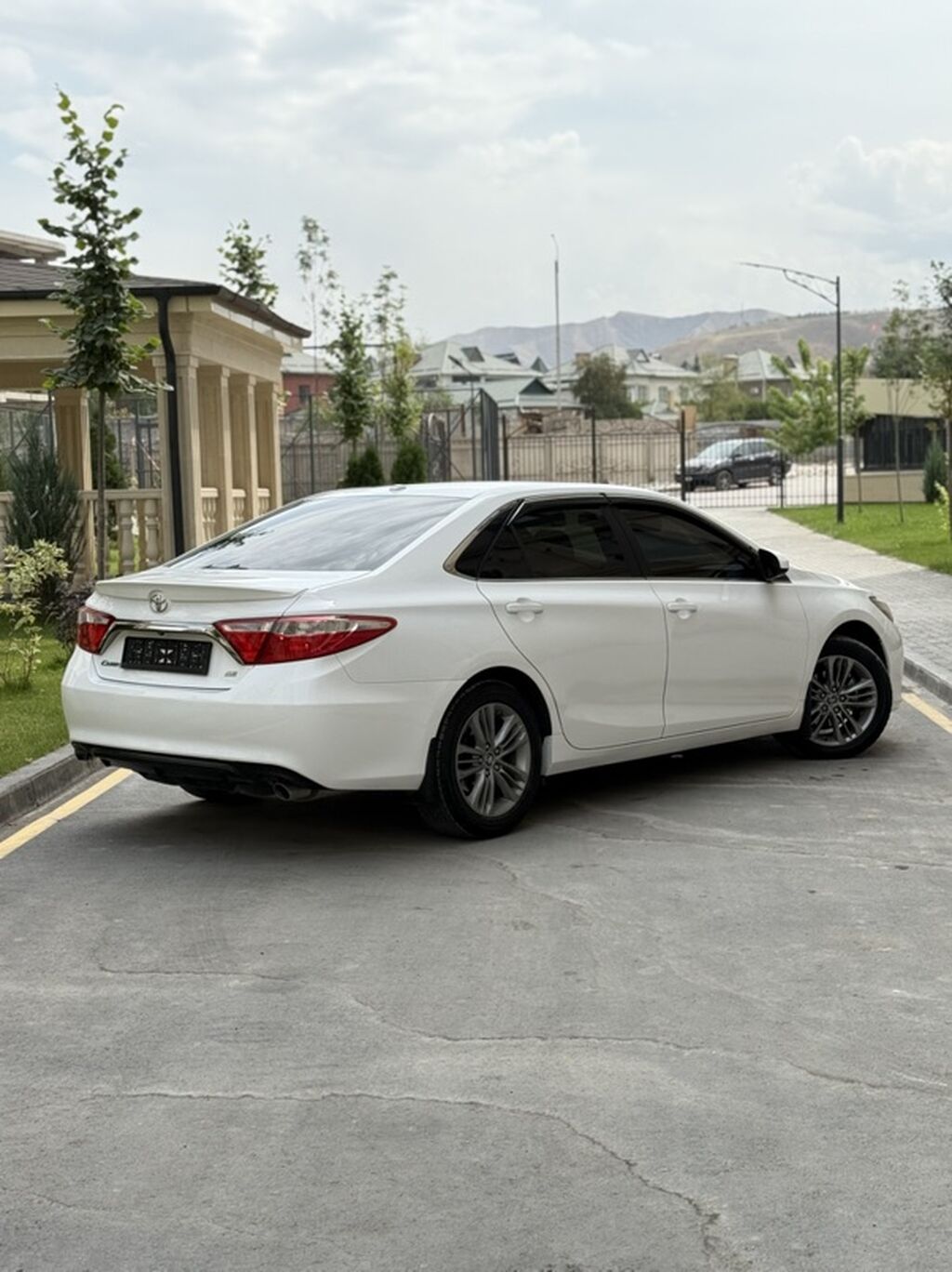 Toyota Camry: 2015 г., 2.5 л, Автомат, Бензин, Седан: фото 4