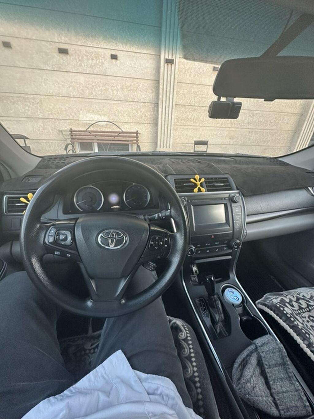 Toyota Camry: 2016 г., 2.5 л, Автомат, Бензин, Седан: фото 2