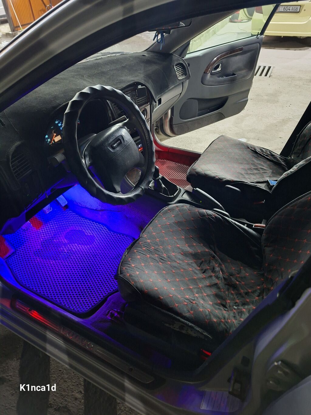 Volvo S40: 1998 г., 2 л, Механика, Бензин, Седан — фото 8