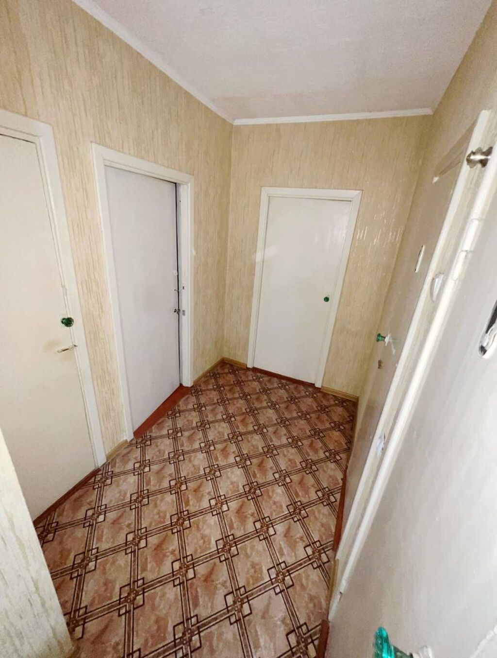 1 комната, 59 м², 8 мкр 104 серия, 5 этаж, Косметический ремонт: фото 4