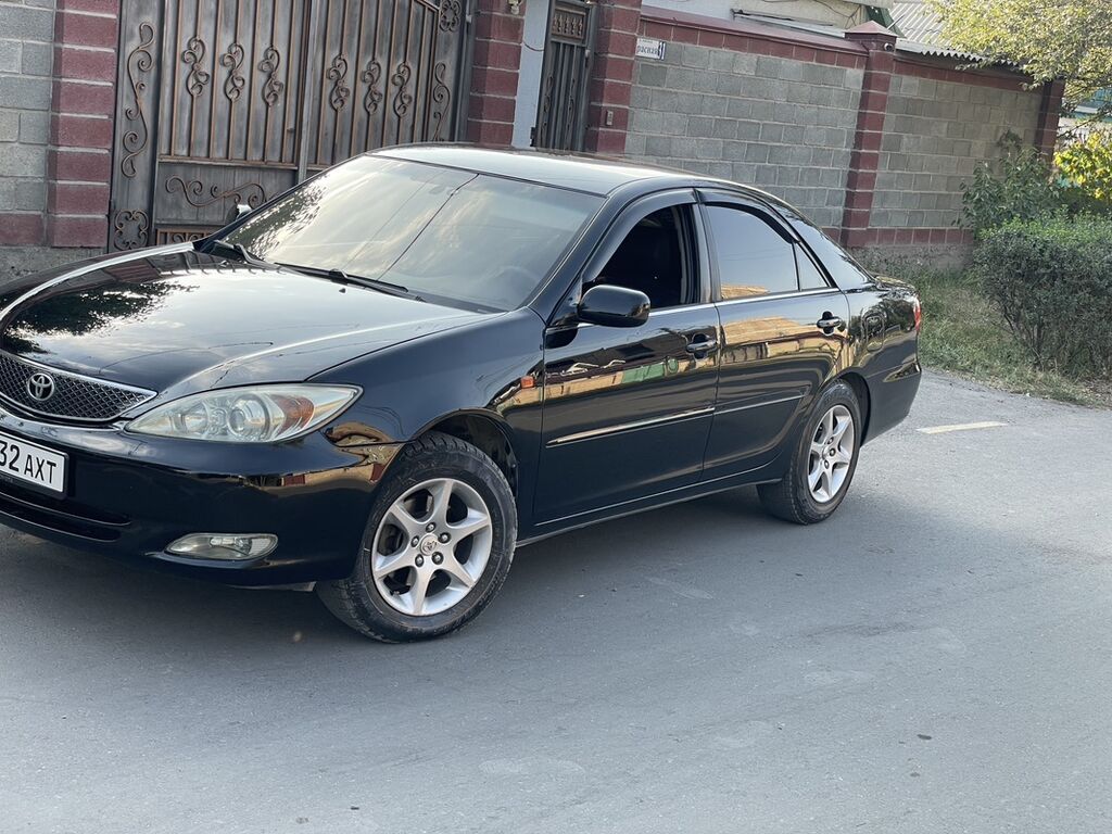 Toyota Camry: 2002 г., 3 л, Автомат, Бензин, Седан: фото 2