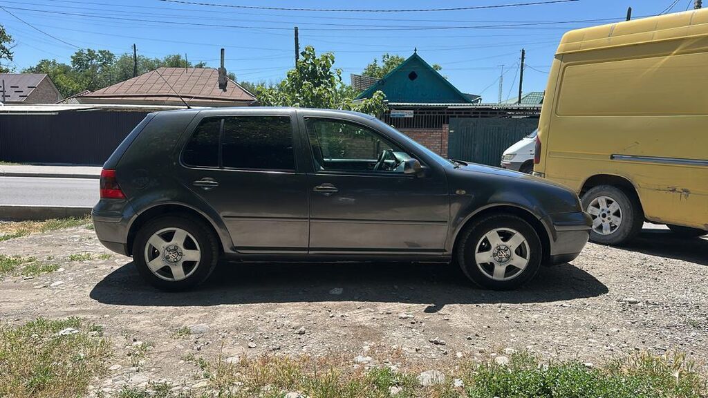 Volkswagen Golf: 1999 г., 1.6 л, Механика, Бензин, Хэтчбэк: фото 5