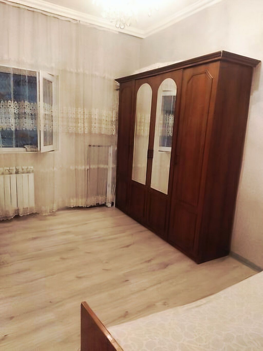 Keşlə qəs. 5 otaqlı, 120 kv. m, Yeni təmirli