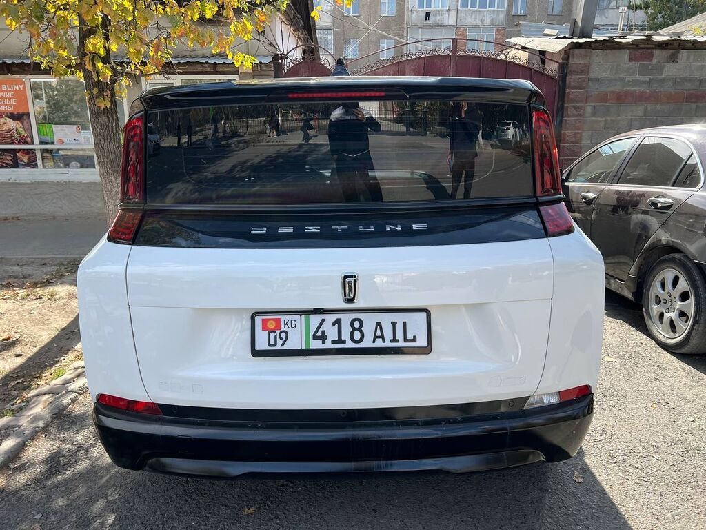 FAW Besturn B50: 2022 г., Автомат, Электромобиль, Минивэн: фото 3