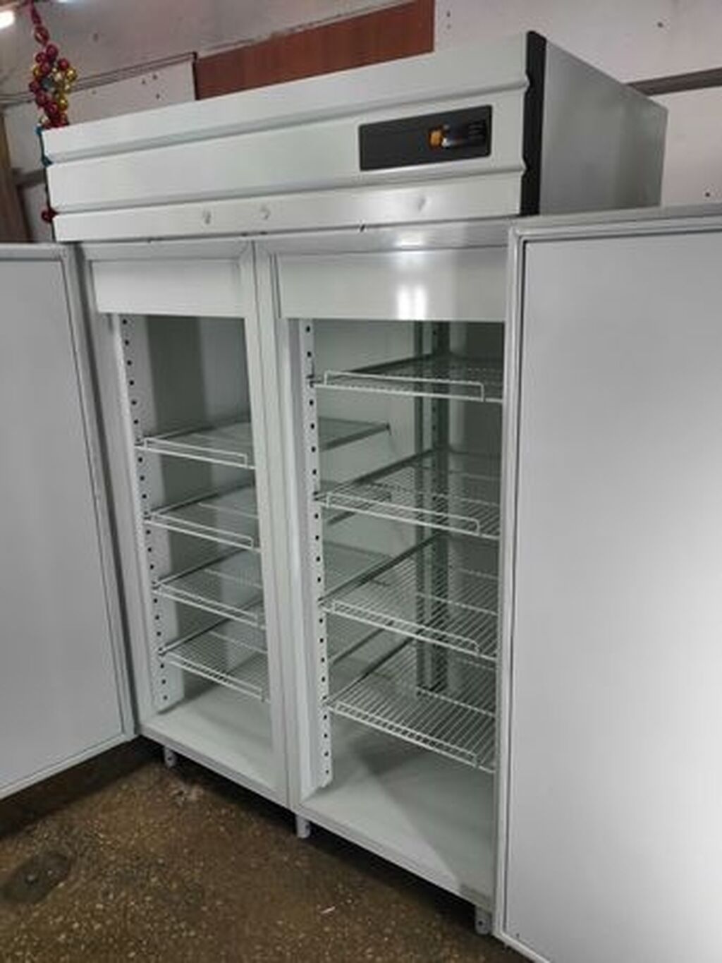 Шкаф холодильный двухдверный prog1350h-a е5175629