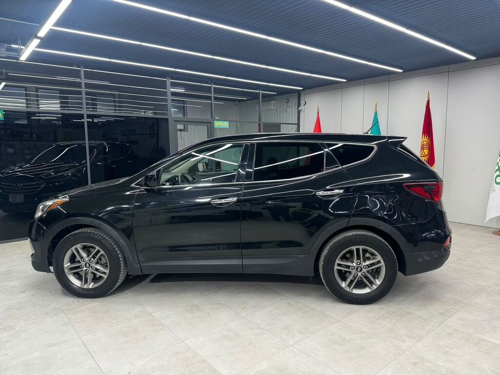 Hyundai Santa Fe: 2018 г., 2.4 л, Автомат, Бензин, Кроссовер: фото 3