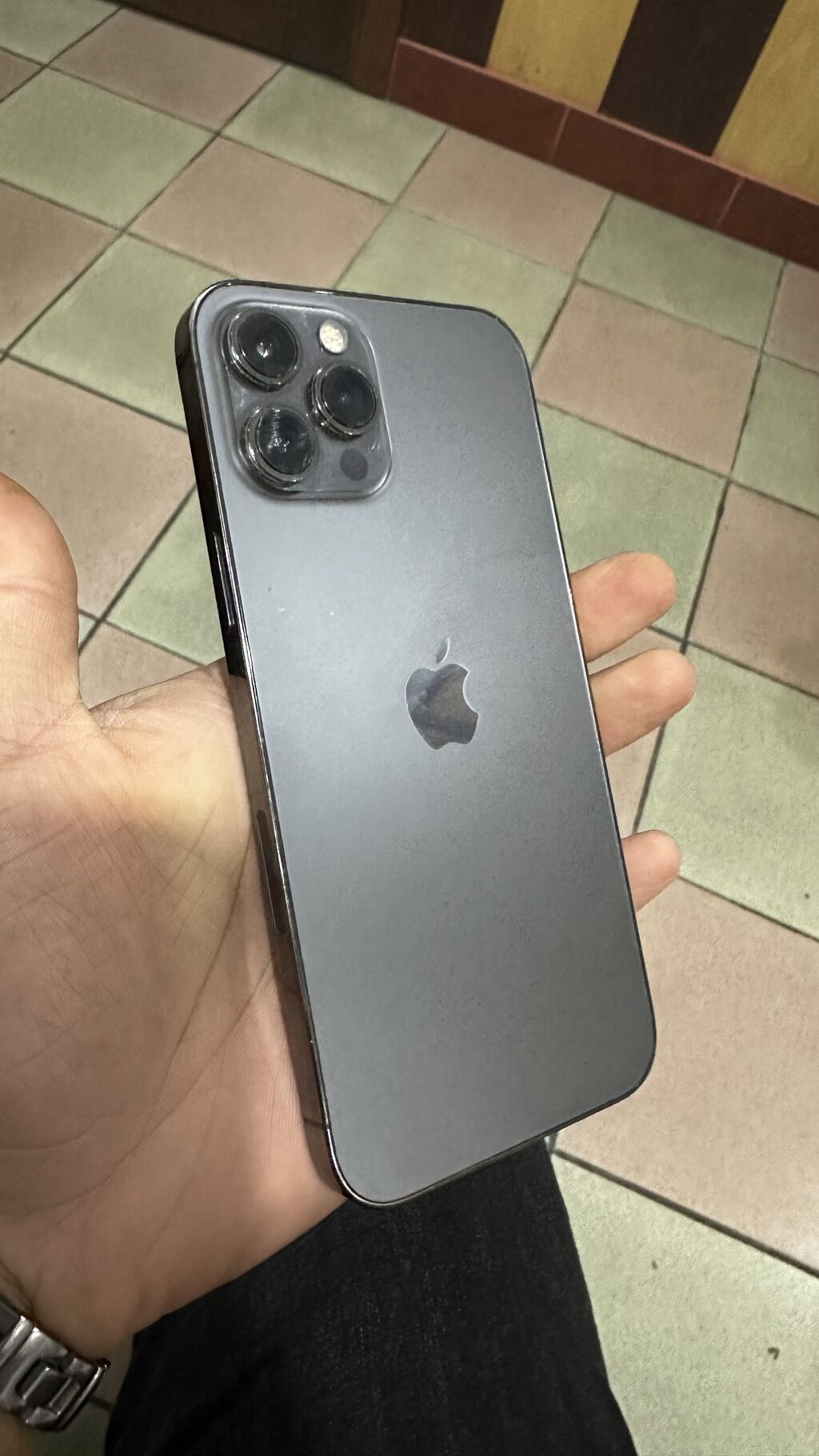 Продаю Iphone 12 pro Max. 128: 56000 KGS ▷ Apple iPhone | Александровка |  105006188 ᐈ lalafo.kg