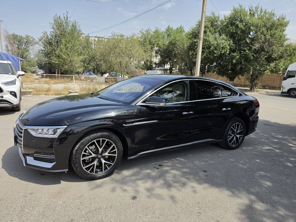 Продам BYD E9 2021, электромобиль, седан: фото 6