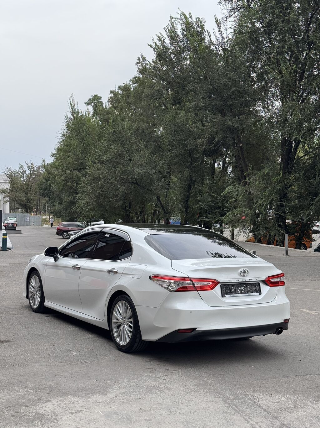 Toyota Camry: 2018 г., 2.5 л, Автомат, Бензин, Седан: фото 8