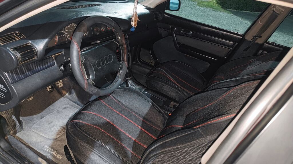 Audi 100: 1994 г., 2.6 л, Механика, Бензин, Седан: фото 5
