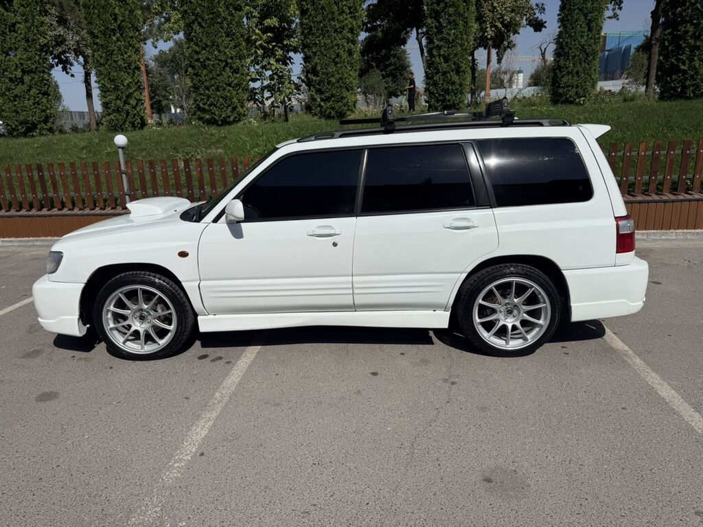 Subaru Forester: 2001 г., 2 л, Автомат, Бензин, Универсал: фото 4
