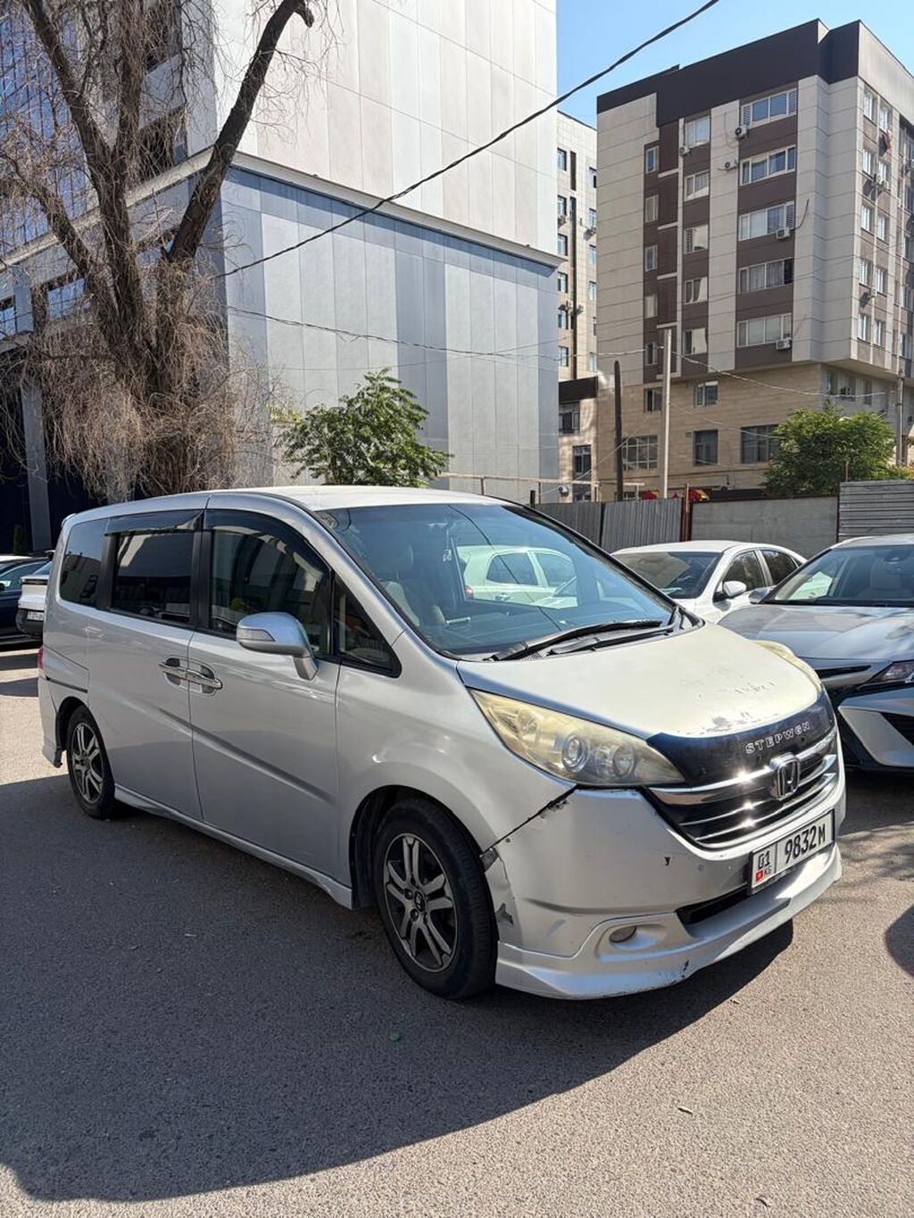 Honda Stepwgn: 2005 г., 2.4 л, Автомат, Газ, Минивэн: фото 2