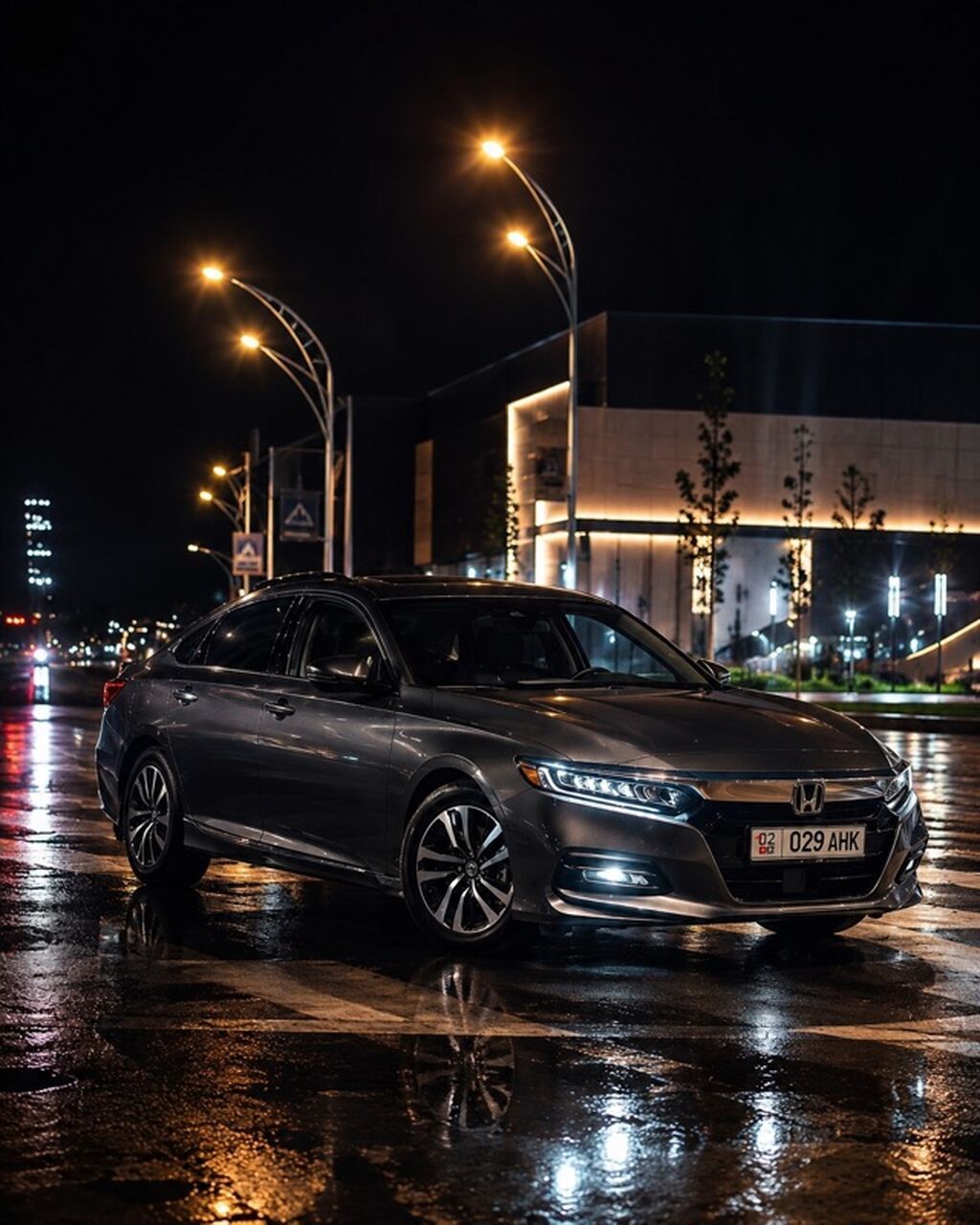 Honda Accord: 2019 г., 2 л, Вариатор, Гибрид, Седан: фото 1