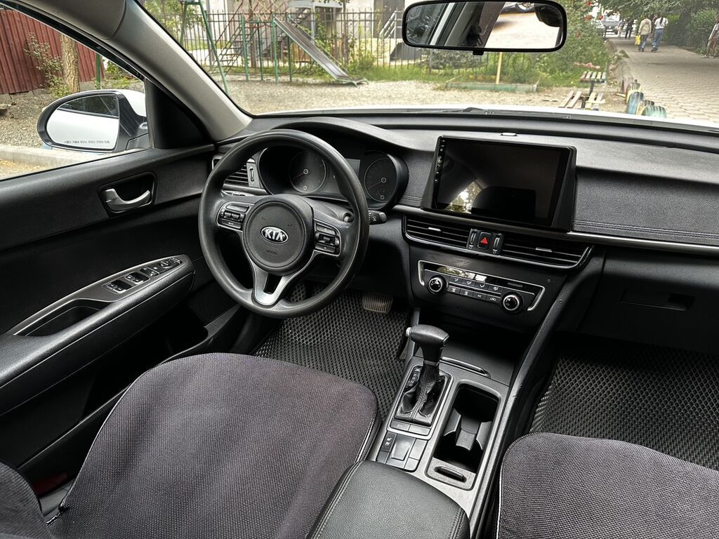 Kia K5: 2017 г., 2 л, Автомат, Газ, Седан: фото 3