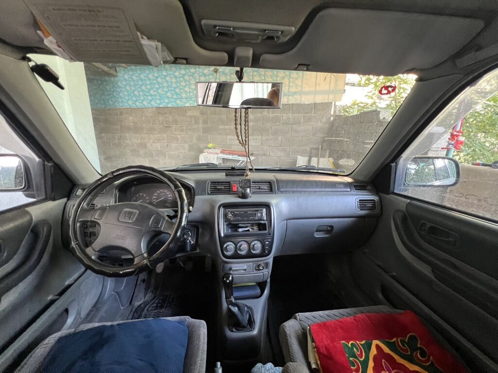 Honda CR-V: 2001 г., 2 л, Механика, Газ, Кроссовер: фото 5