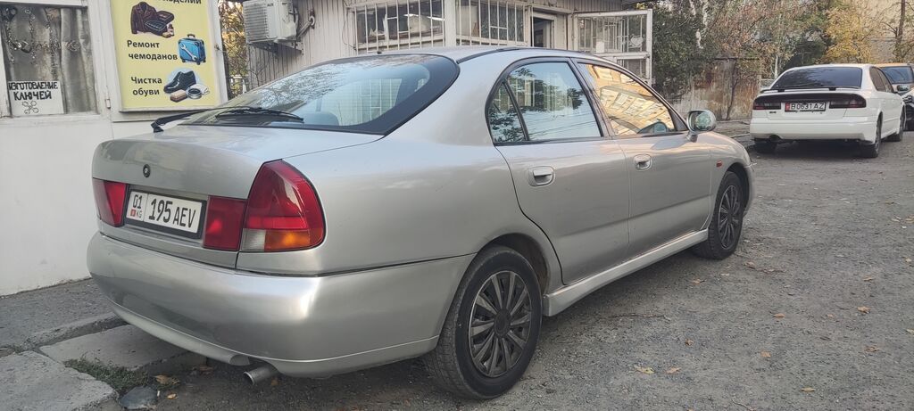 Mitsubishi Galant: 1999 г., 1.6 л, Автомат, Бензин, Седан: фото 5