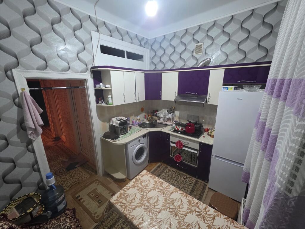 Sumqayıt, 3 otaqlı, Köhnə tikili, 76 kv. m