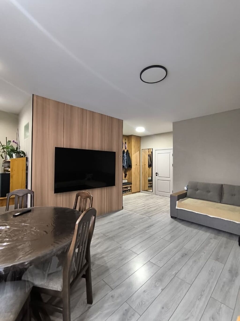 3 комнаты, 70 м², 1 этаж, Дизайнерский ремонт: фото 2