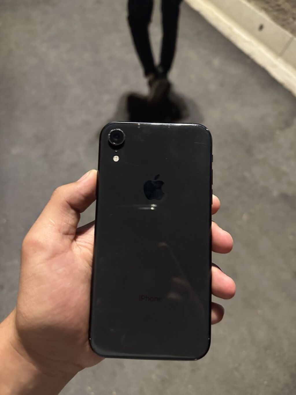 IPhone XR, черный - Дисплей Liquid Retina (LCD) с Face ID, True Tone: фото 2