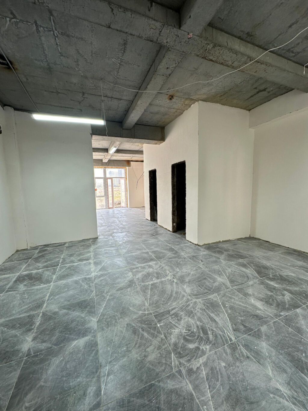Сдаю Помещение целиком: Стройматериалы, 76 м², В жилом комплексе, Недействующий бизнес