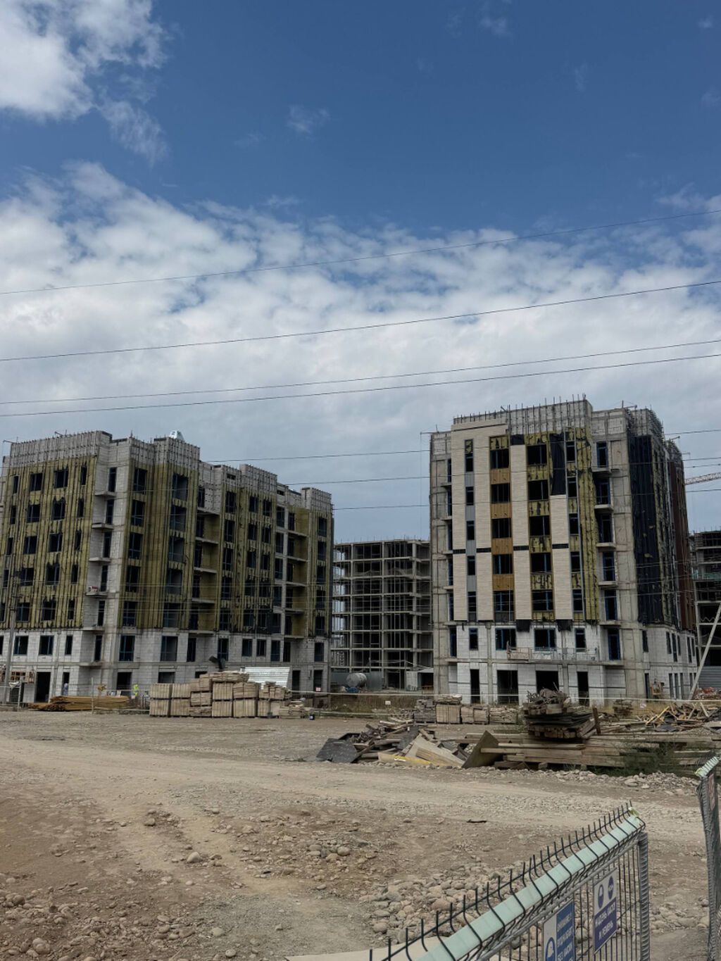 3 комнаты, 83 м², Орто-Сай с. Элитка, 6 этаж, ПСО (под самоотделку): фото 2
