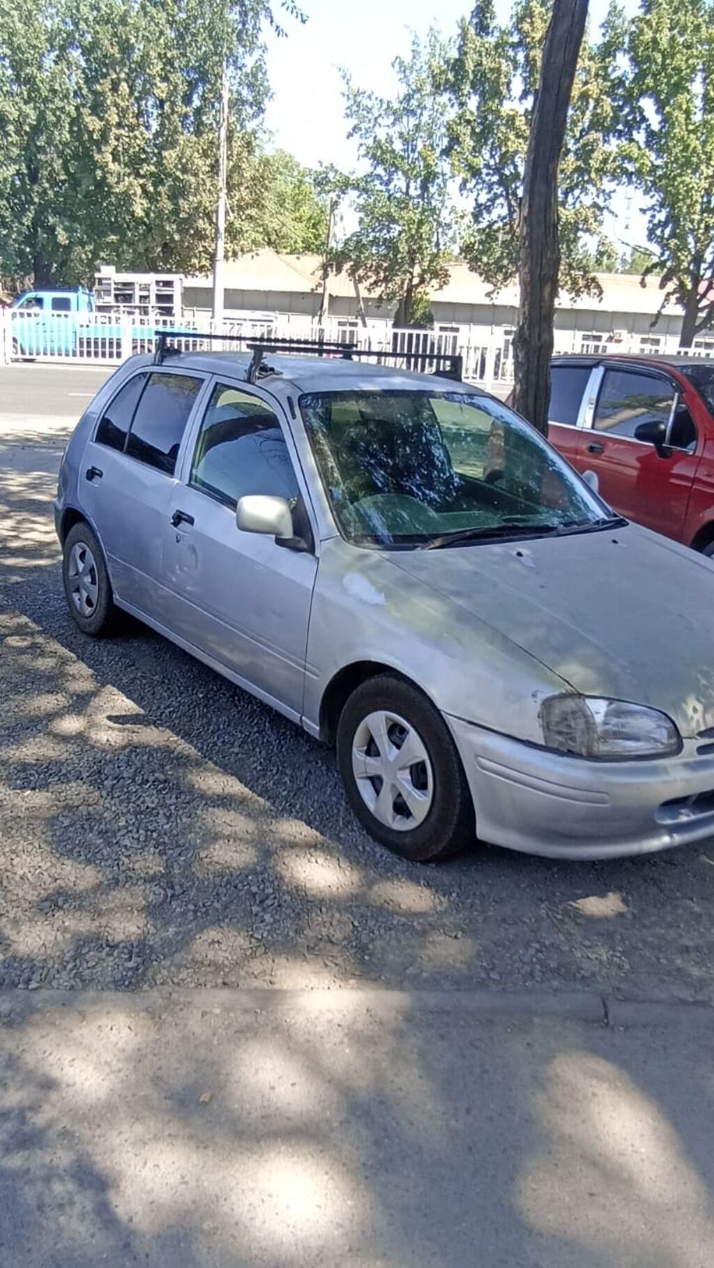 Toyota Starlet: 1998 г., 1.3 л, Автомат, Бензин, Хэтчбэк: фото 2