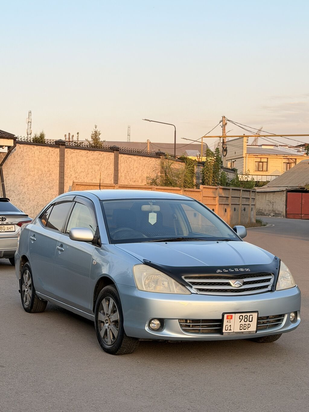 Toyota Allion: 2003 г., 2 л, Автомат, Бензин, Седан: фото 2
