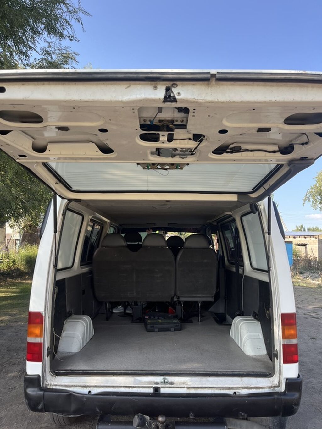 Ford Transit: 2000 г., 2.5 л, Механика, Дизель, Фургон: фото 5