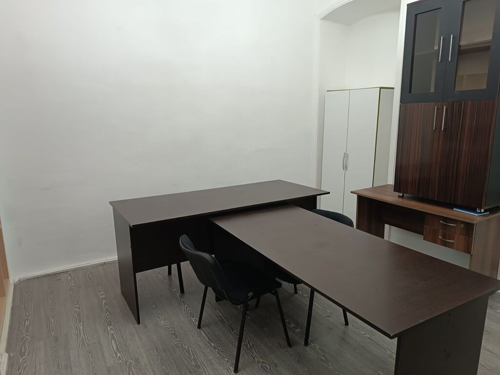 İcarəyə verilir 3 otaqlı ofis 80 m², İçəri Şəhər m. İçərişəhər