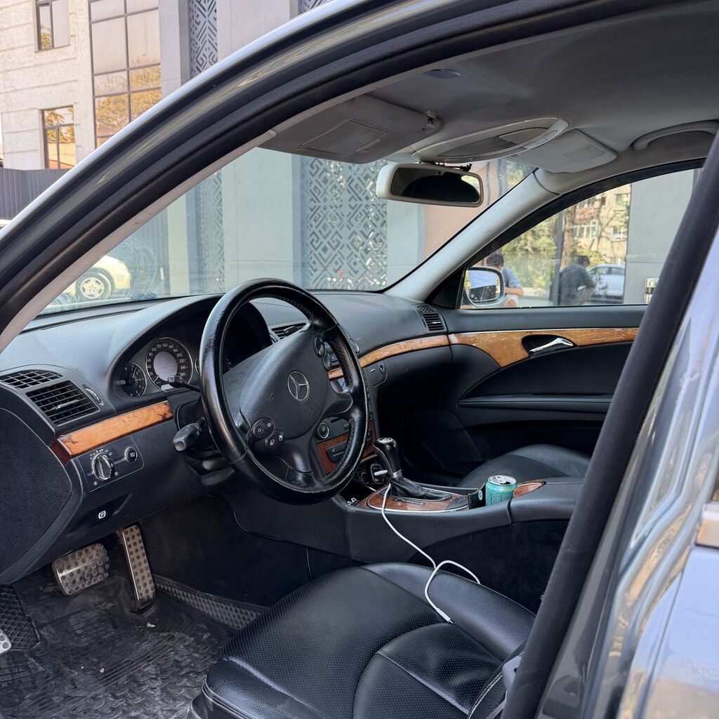 Mercedes-Benz E-Class: 2007 г., 3.5 л, Автомат, Бензин, Седан: фото 3