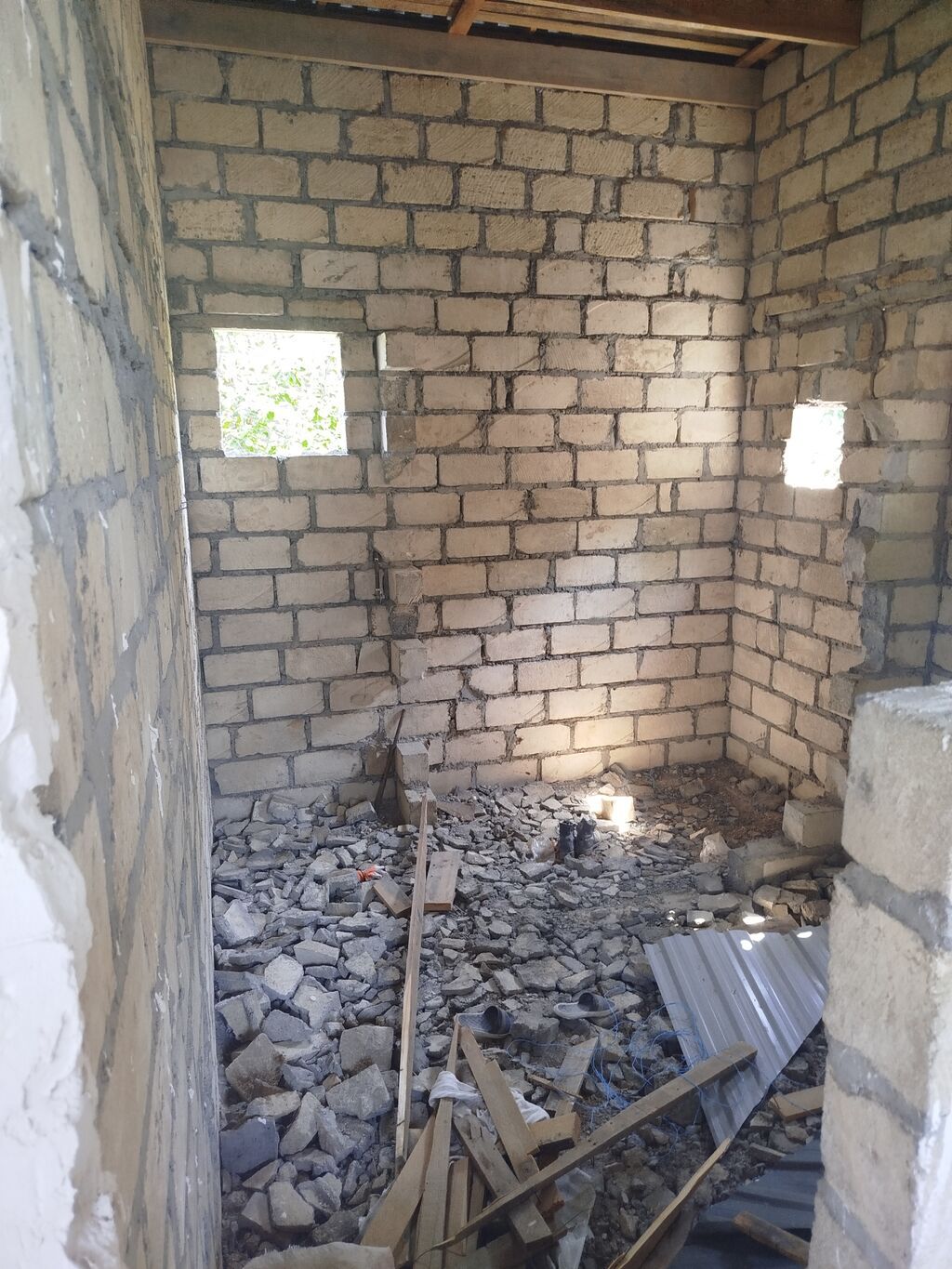 3 otaqlı, 110 kv. m, Kredit yoxdur, Orta təmir